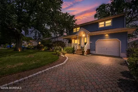 23 Charles St, Clark, NJ 07066