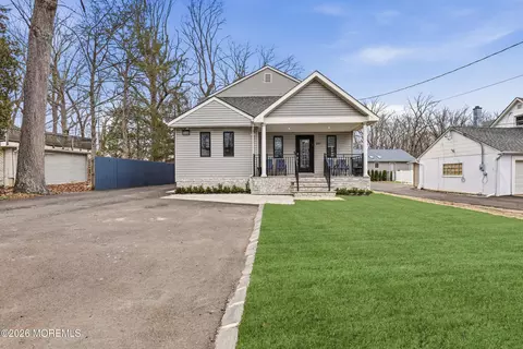 257 Miller Rd, Lakewood, NJ 08701