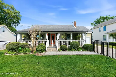111 Bash Rd, Toms River, NJ 08753