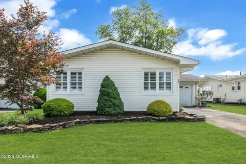 49 Sidney Ct, Brick, NJ 08724