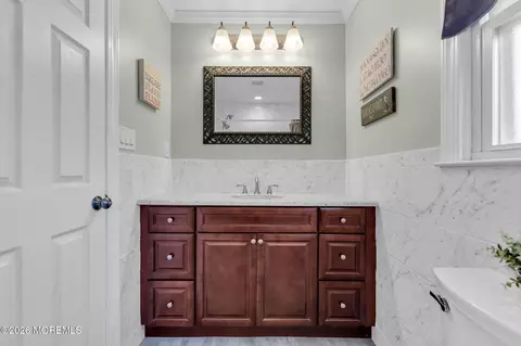 Bath - 49 Sidney Ct, Brick, NJ 08724 photo 1 of 2