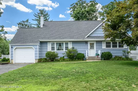 411 Emma Dr, Toms River, NJ 08755