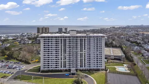 1 Channel Dr #509, Monmouth Beach, NJ 07750