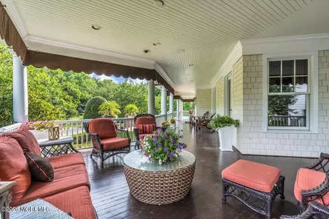 Exterior - 8 Ridge Rd, Rumson, NJ 07760 photo 6 of 12