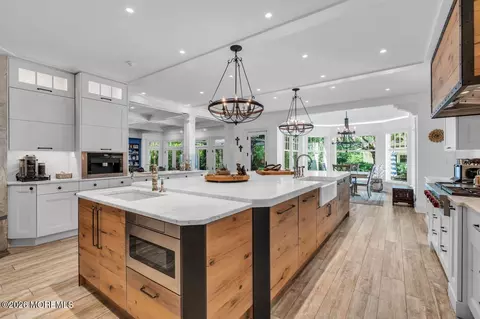 Kitchen - 8 Ridge Rd, Rumson, NJ 07760 photo 6 of 10