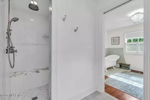 Bath - 8 Ridge Rd, Rumson, NJ 07760 photo 6 of 13