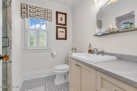 Bath - 8 Ridge Rd, Rumson, NJ 07760 photo 11 of 13