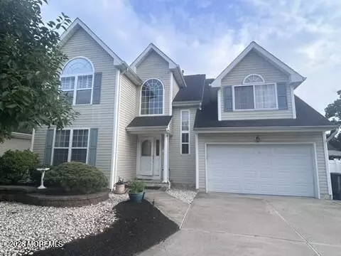 2610 Allen St, Point Pleasant, NJ 08742