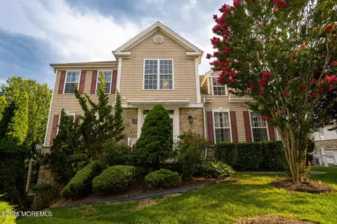 16 Biesiada Ct #59, Parlin, NJ 08859