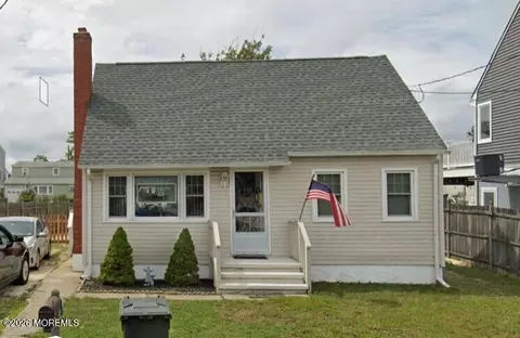 15 Joshua Dr, Manahawkin, NJ 08050