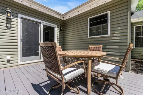Exterior - 2 York Cir, Jackson, NJ 08527 photo 6 of 13