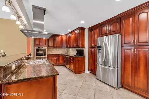 Kitchen - 2 York Cir, Jackson, NJ 08527 photo 2 of 7