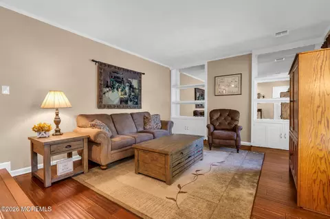 Living - 2 York Cir, Jackson, NJ 08527 photo 4 of 4