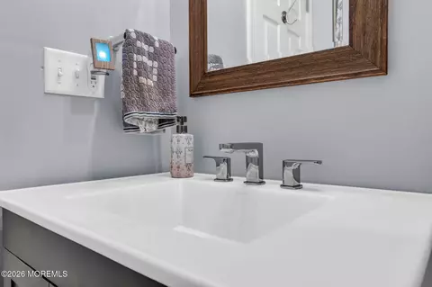 Bath - 2 York Cir, Jackson, NJ 08527 photo 6 of 8