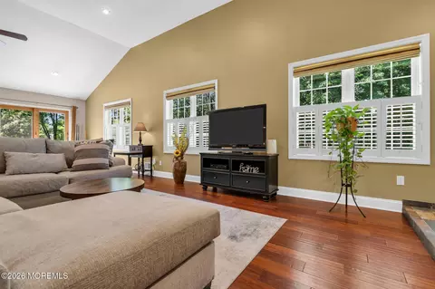Living - 2 York Cir, Jackson, NJ 08527 photo 1 of 4