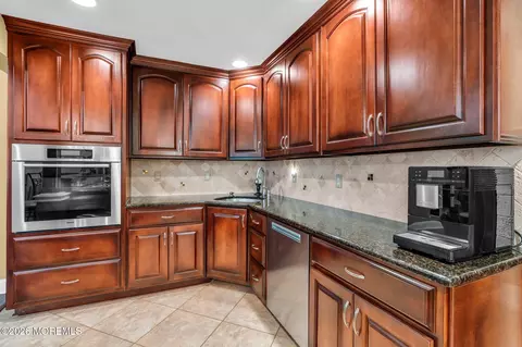 Kitchen - 2 York Cir, Jackson, NJ 08527 photo 5 of 7