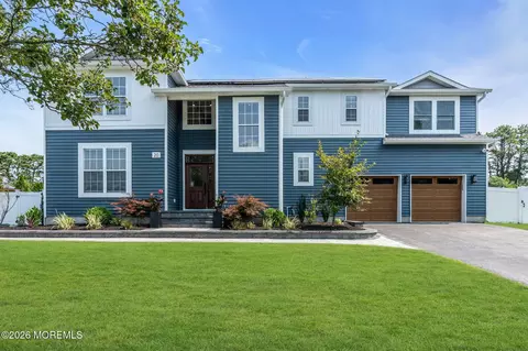 20 Hannah Lee Rd, Barnegat, NJ 08005