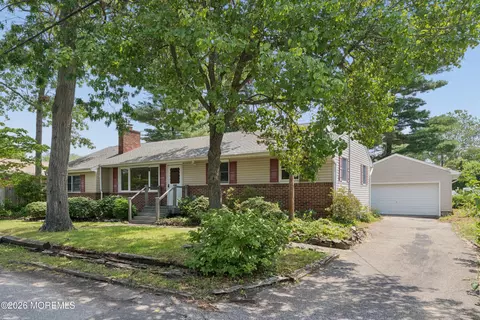 509 Ship Ave, Beachwood, NJ 08722