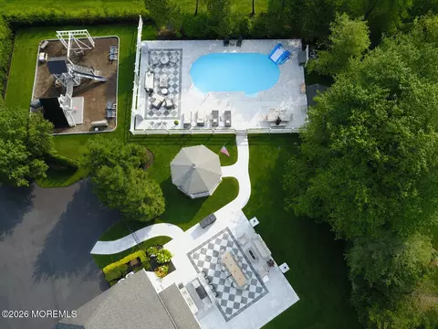 350 Peter Forman Dr, Freehold, NJ 07728