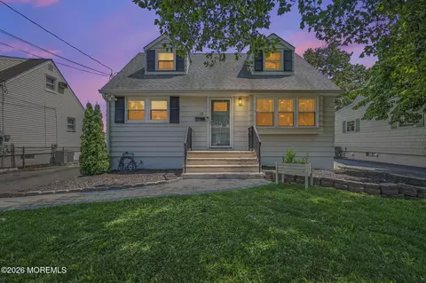 12 Evelyn Ter, South Amboy, NJ 08879