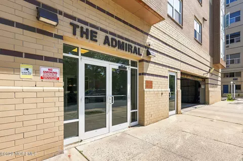 358 Rector St #302, Perth Amboy, NJ 08861