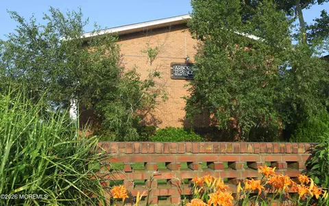 735 Greens Ave #15B, Long Branch, NJ 07740