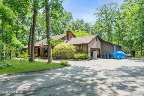 2528 Whitesville Rd, Toms River, NJ 08755