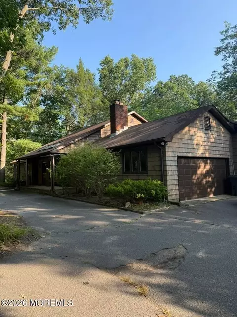 2528 Whitesville Rd, Toms River, NJ 08755