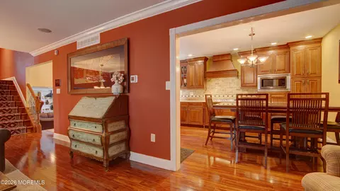 Entry Way - 5 Bugle Ct, Howell, NJ 07731 photo 4 of 5