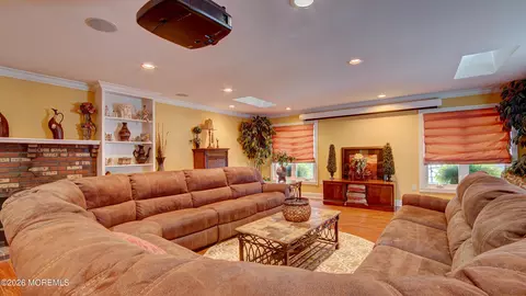Living - 5 Bugle Ct, Howell, NJ 07731 photo 4 of 6