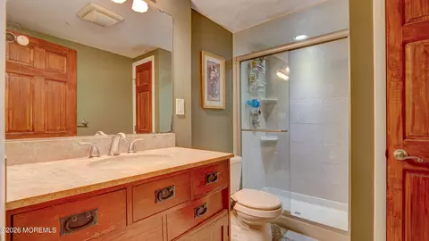 Bath - 5 Bugle Ct, Howell, NJ 07731 photo 2 of 4