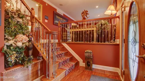 Entry Way - 5 Bugle Ct, Howell, NJ 07731 photo 2 of 5