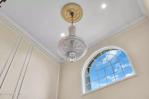 Entry Way - 73 Paulson Rd, Wrightstown, NJ 08562 photo 3 of 4