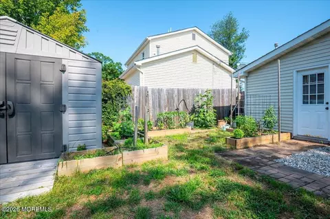 Exterior - 509 Nautilus Blvd, Forked River, NJ 08731 photo 3 of 5