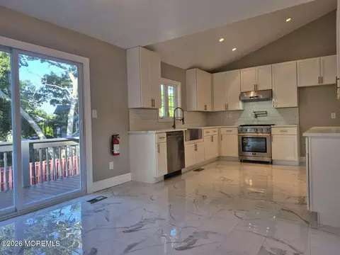 Kitchen - 436 Leanora St, Brick, NJ 08723 photo 1 of 4