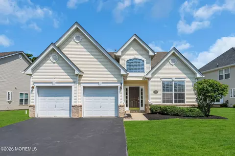 64 Honeysuckle Dr, Manahawkin, NJ 08050