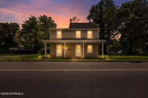 3 Lakewood Rd, New Egypt, NJ 08533