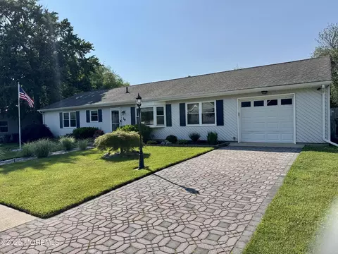 19 Spray Blvd, Neptune City, NJ 07753