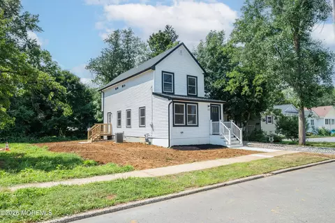 114 Center St, Freehold, NJ 07728