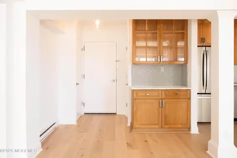 45 Ocean Ave #2B, Monmouth Beach, NJ 07750