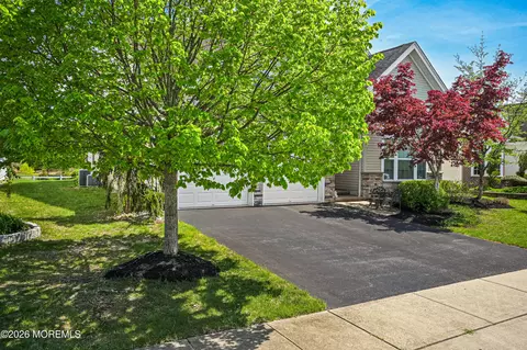 Exterior - 9 Arborridge Dr, Forked River, NJ 08731 photo 2 of 11