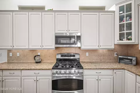 Kitchen - 9 Arborridge Dr, Forked River, NJ 08731 photo 4 of 6