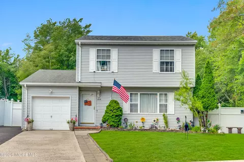 1254 Cattus Island Blvd, Toms River, NJ 08753