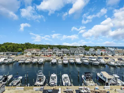 View/Area - 77 Tiller Dr, Waretown, NJ 08758 photo 14 of 46