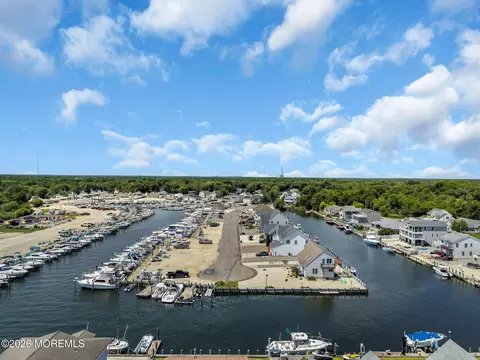 View/Area - 77 Tiller Dr, Waretown, NJ 08758 photo 12 of 46