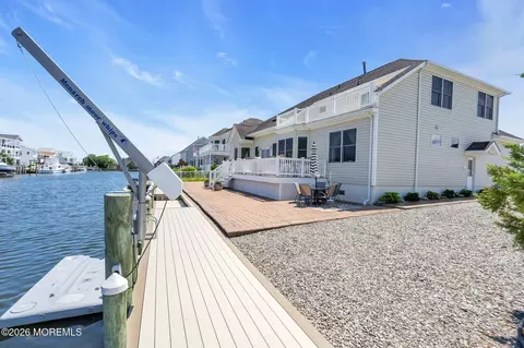 Exterior - 77 Tiller Dr, Waretown, NJ 08758 photo 7 of 11