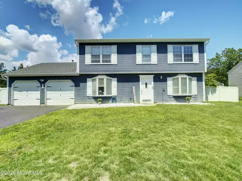 872 Yellowbank Rd, Toms River, NJ 08753
