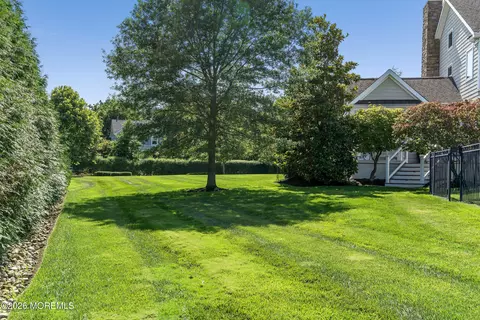 Exterior - 7 Harbor Dr, Rumson, NJ 07760 photo 7 of 9