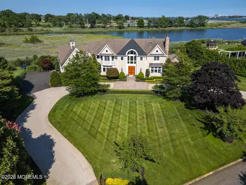 View/Area - 7 Harbor Dr, Rumson, NJ 07760 photo 1 of 13