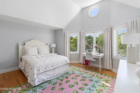 Bedroom - 7 Harbor Dr, Rumson, NJ 07760 photo 6 of 8